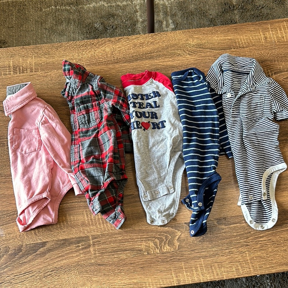5 Piece 12 Months Boys Onesies Lot